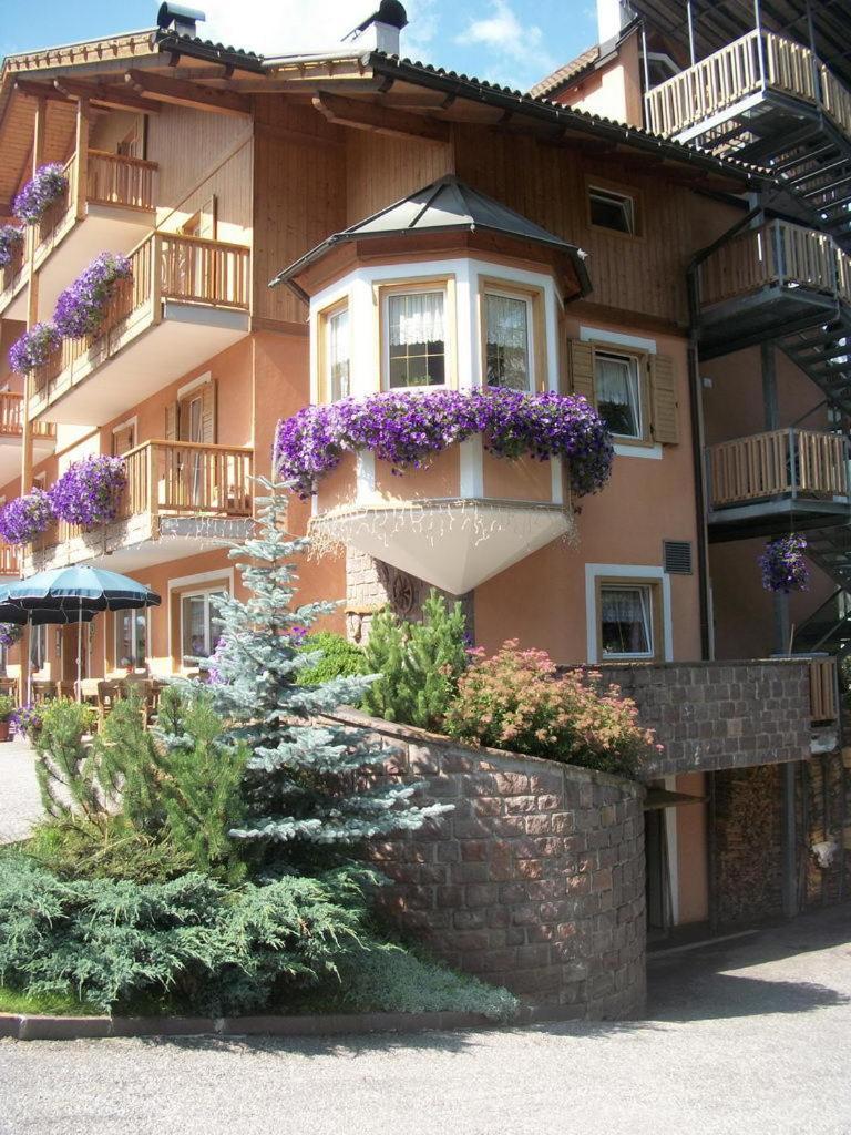 Hotel Vallechiara Moena Eksteriør bilde