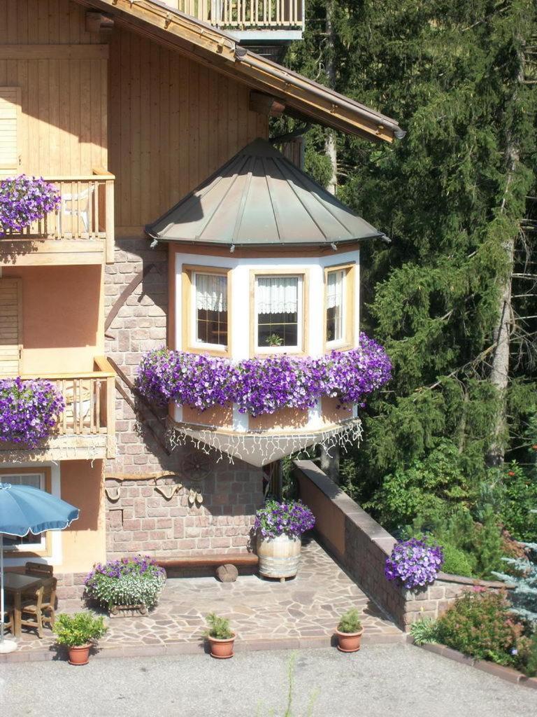 Hotel Vallechiara Moena Eksteriør bilde