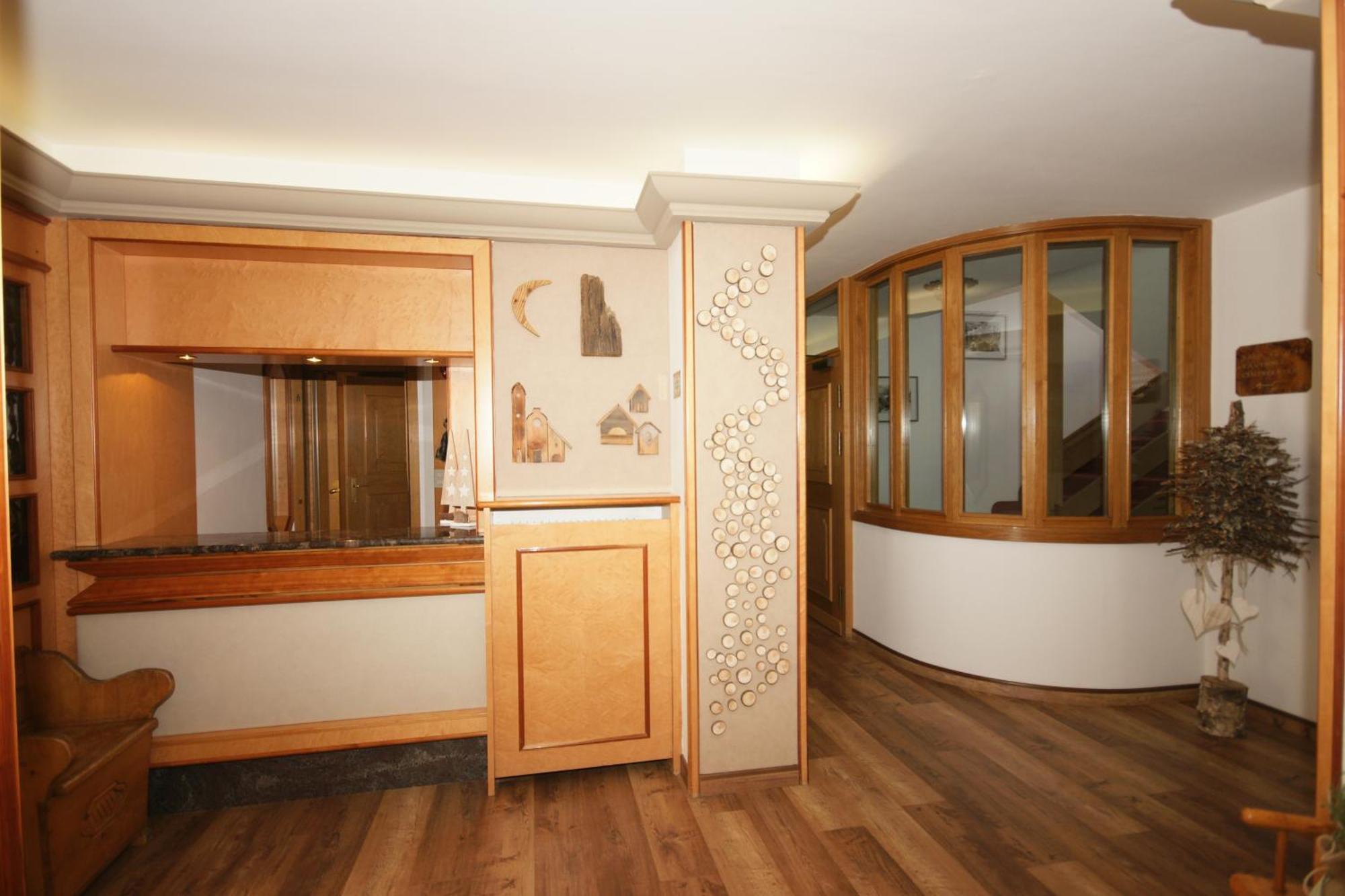 Hotel Vallechiara Moena Eksteriør bilde